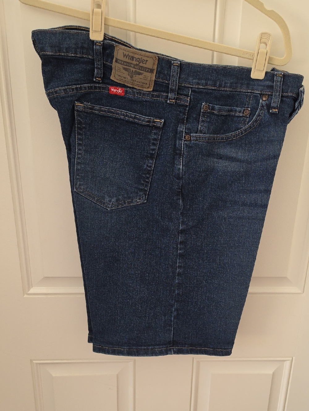 Wrangler Men’s Indigo Relaxed Fit Jeans